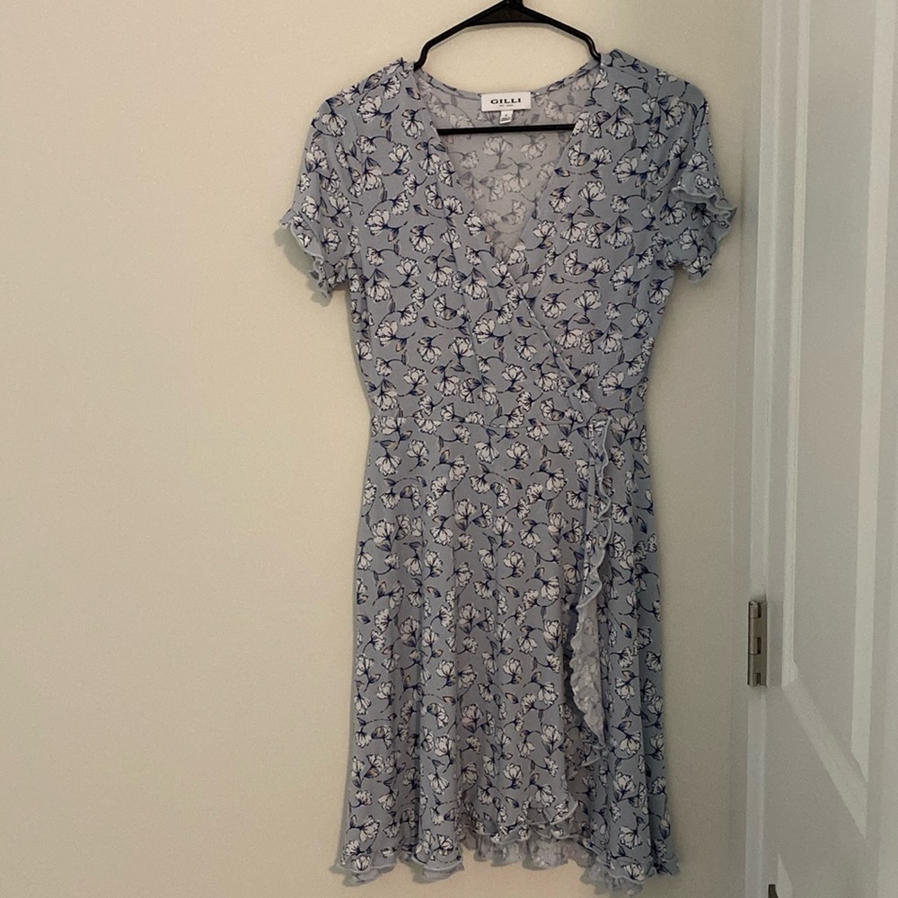 Light Blue Floral Short Sleeve Dress